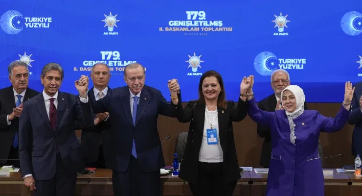 AKP'ye Transfer Rüzgarı: 3 Milletvekili Ankara'da Kulis Yapıyor