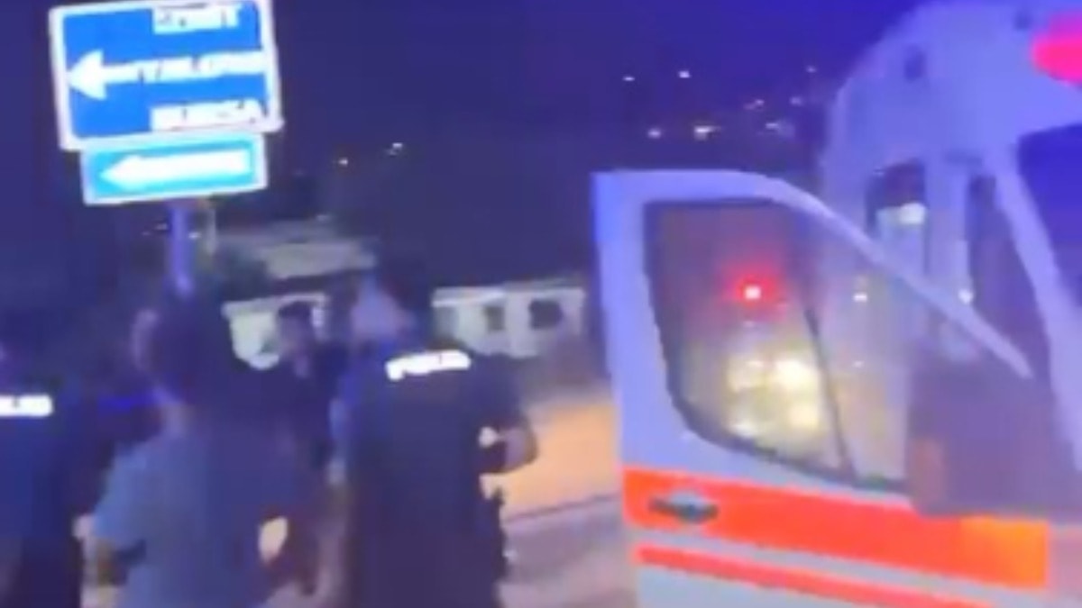 Akraba ailelerin silahlı 'boşanma' kavgası: 2 yaralı, 10 gözaltı