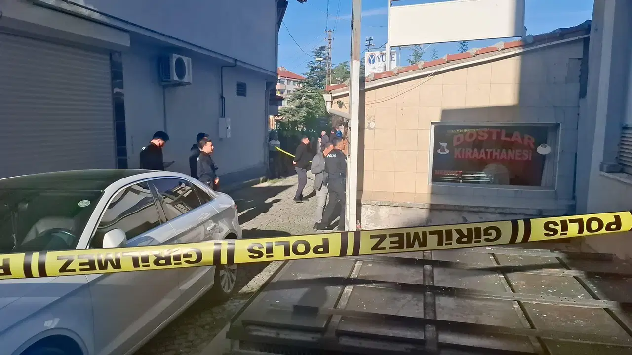 Akşehir'de Kahvehanede Silahlı Saldırı: 1 Ölü, 1 Yaralı