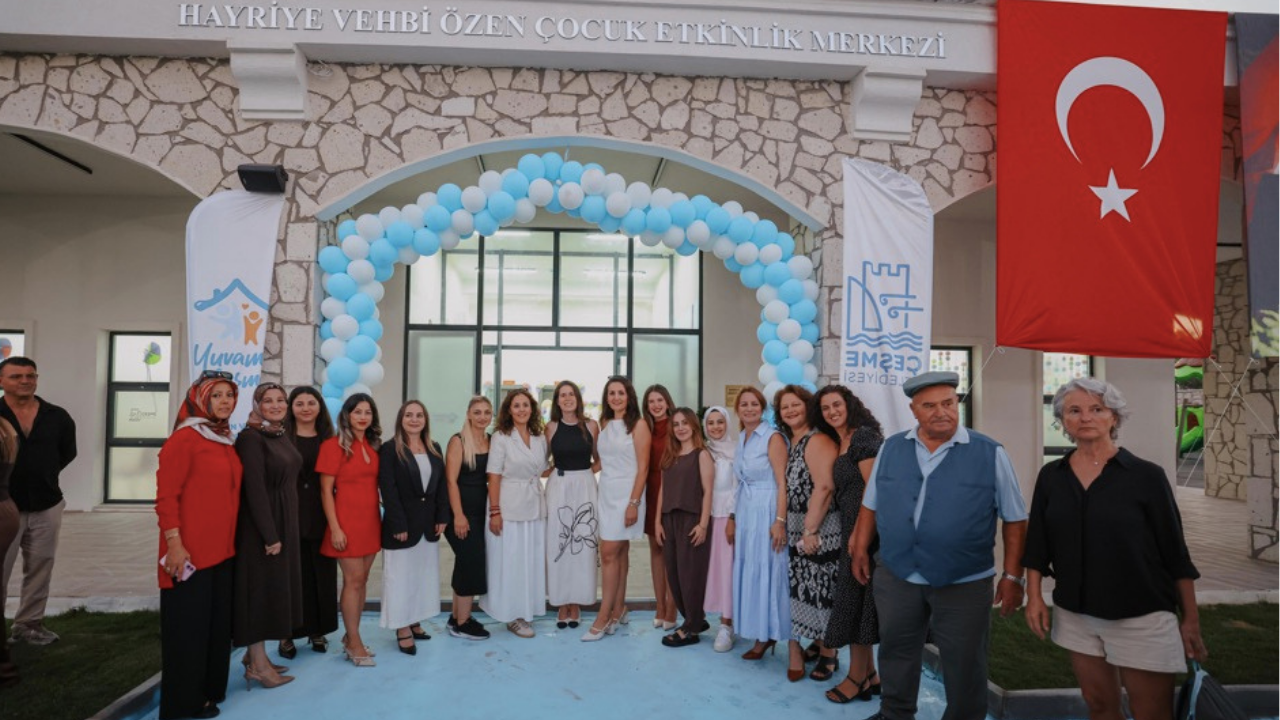 Alaçatı'da Çocuklara Yeni Yaşam Alanı: Hayriye ve Vehbi Özen Çocuk Etkinlik Merkezi Açıldı