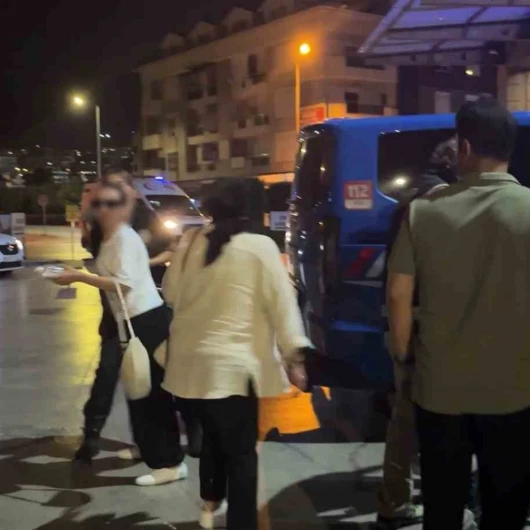 Alanya'da vize dolandırıcılığı tutuklaması: Gazetecilere saldırı