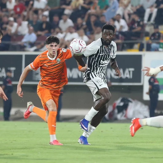 Alanyaspor, Beşiktaş'ı 1-0 Geçti: Maç Özeti ve Video