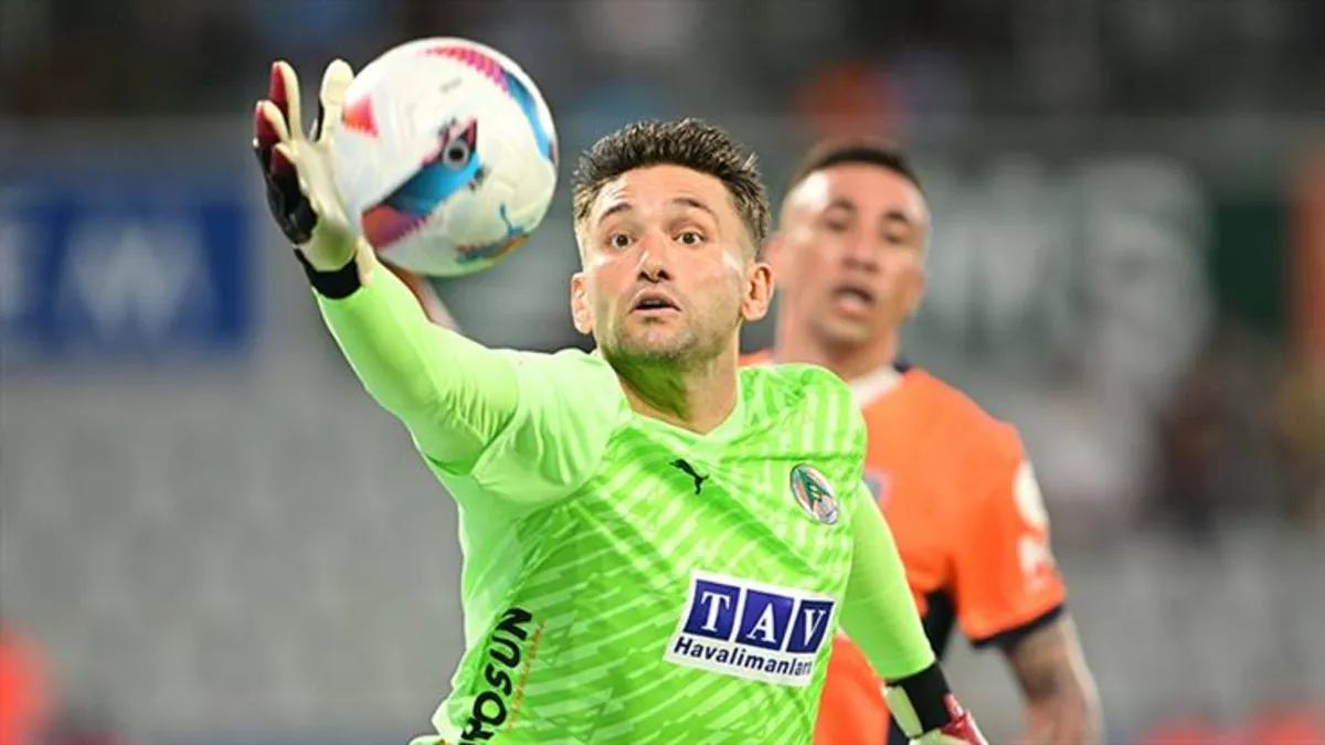 Alanyaspor, Ertuğrul Taşkıran ve Nicolas Janvier ile Yollarını Ayırdı