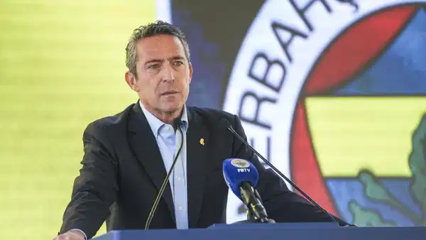 Ali Koç, Fenerbahçe'nin Lyon Zaferini Yatında İzledi