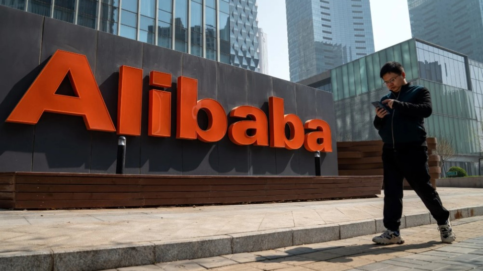 Alibaba, Pentagon'un kara listeden çıkarılması için dava açtı