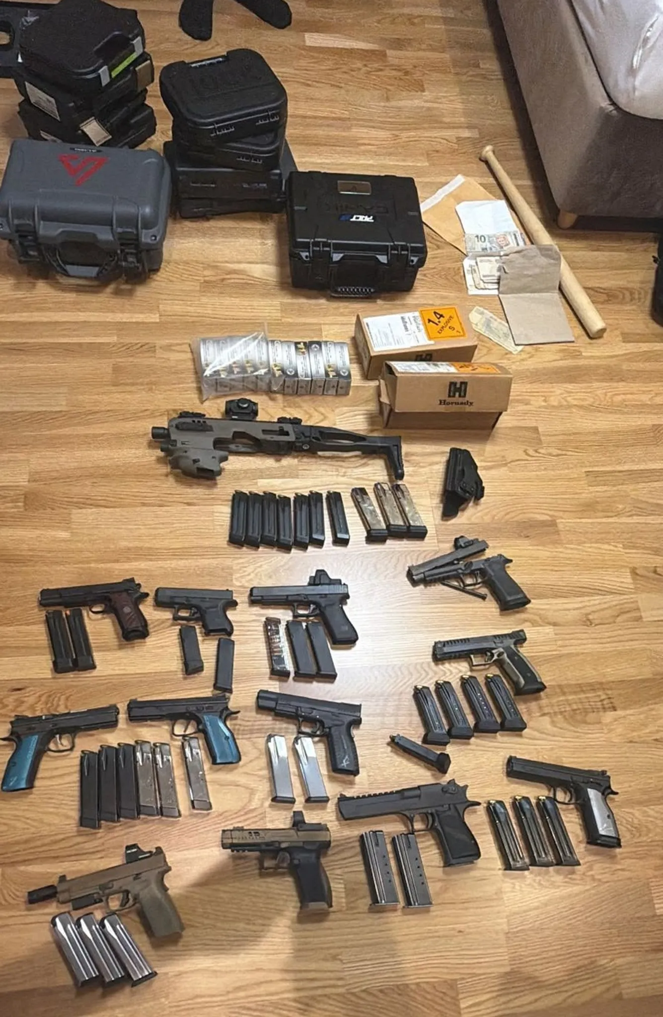 Alihan Kuriş Gizli Bölmede Yakalandı: Telefonunu Bırakıp Kaçmış