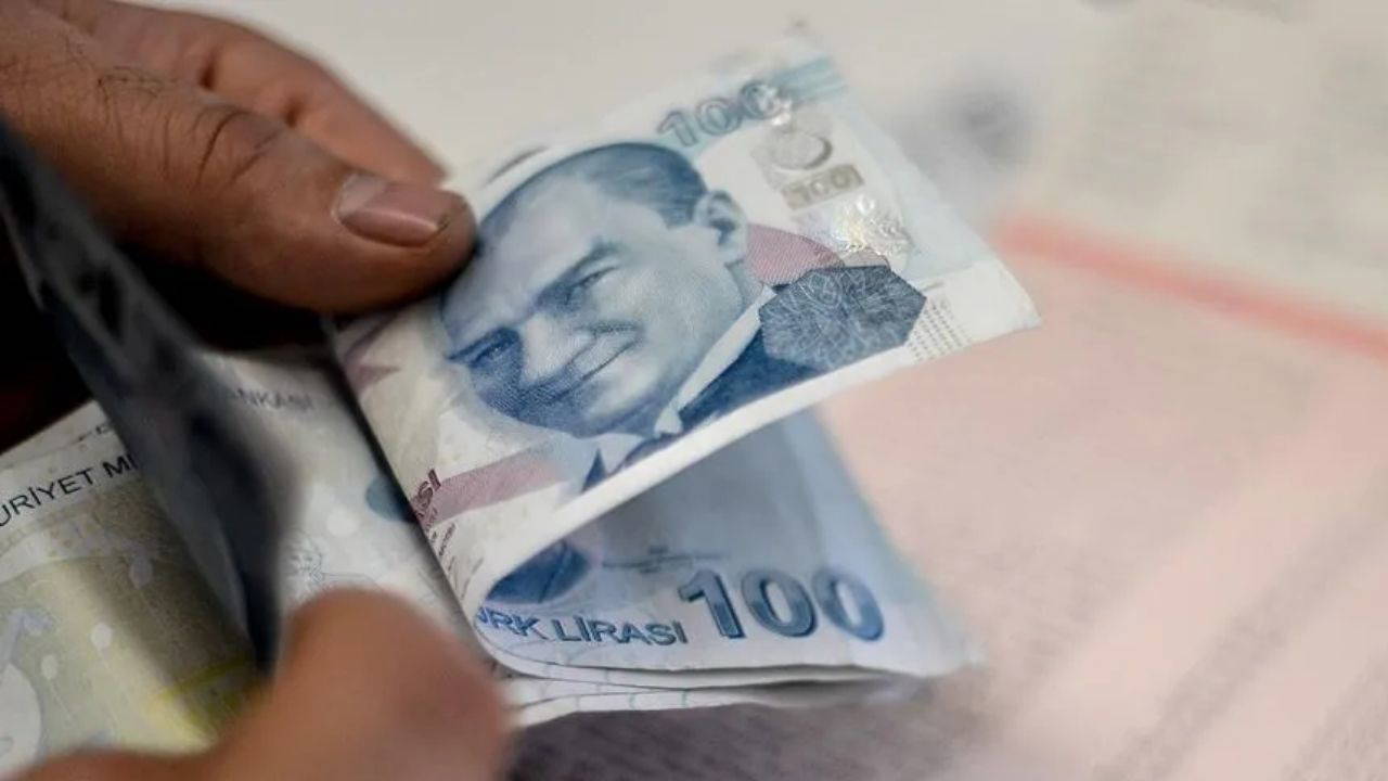 Alım Gücü Düşen Yurttaş Borçlanmaya Devam Ediyor
