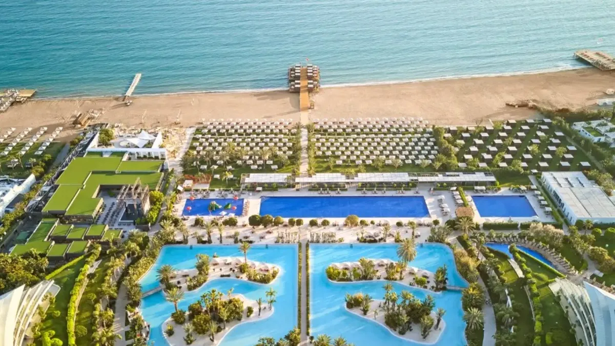 Almanya'nın önde gelen gazetesi Bild, Antalya'yı Avrupa'nın tatil gözdesi seçti
