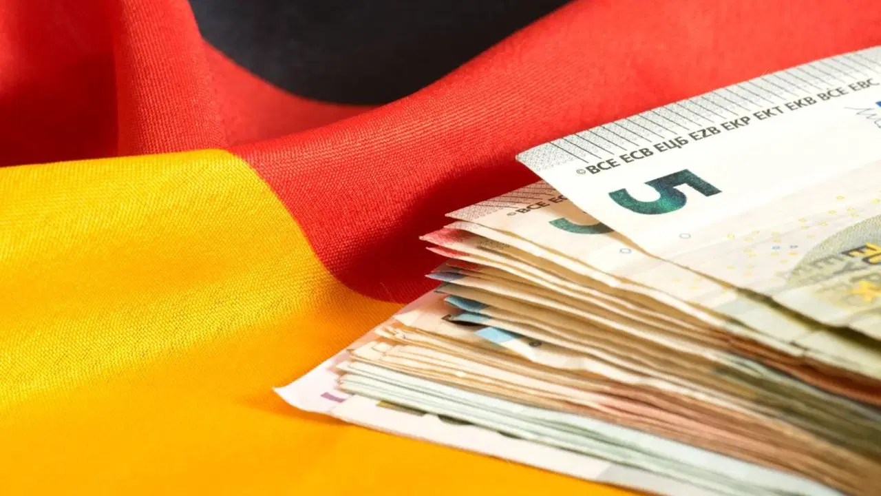 Almanya'da büyüme alarmı: Ekonomi Bilirkişi Kurulu tahminleri düşürdü