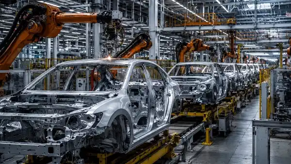Almanya'da Otomotiv Sektöründe İşten Çıkarmalara Karşı Büyük Eylem Günü
