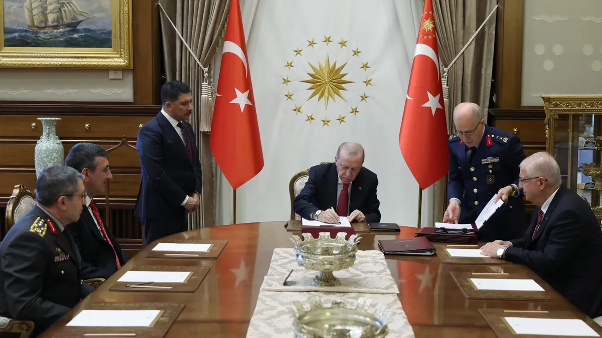Türkiye'nin İlk Astronotu Alper Gezeravcı Tuğgeneral Oldu