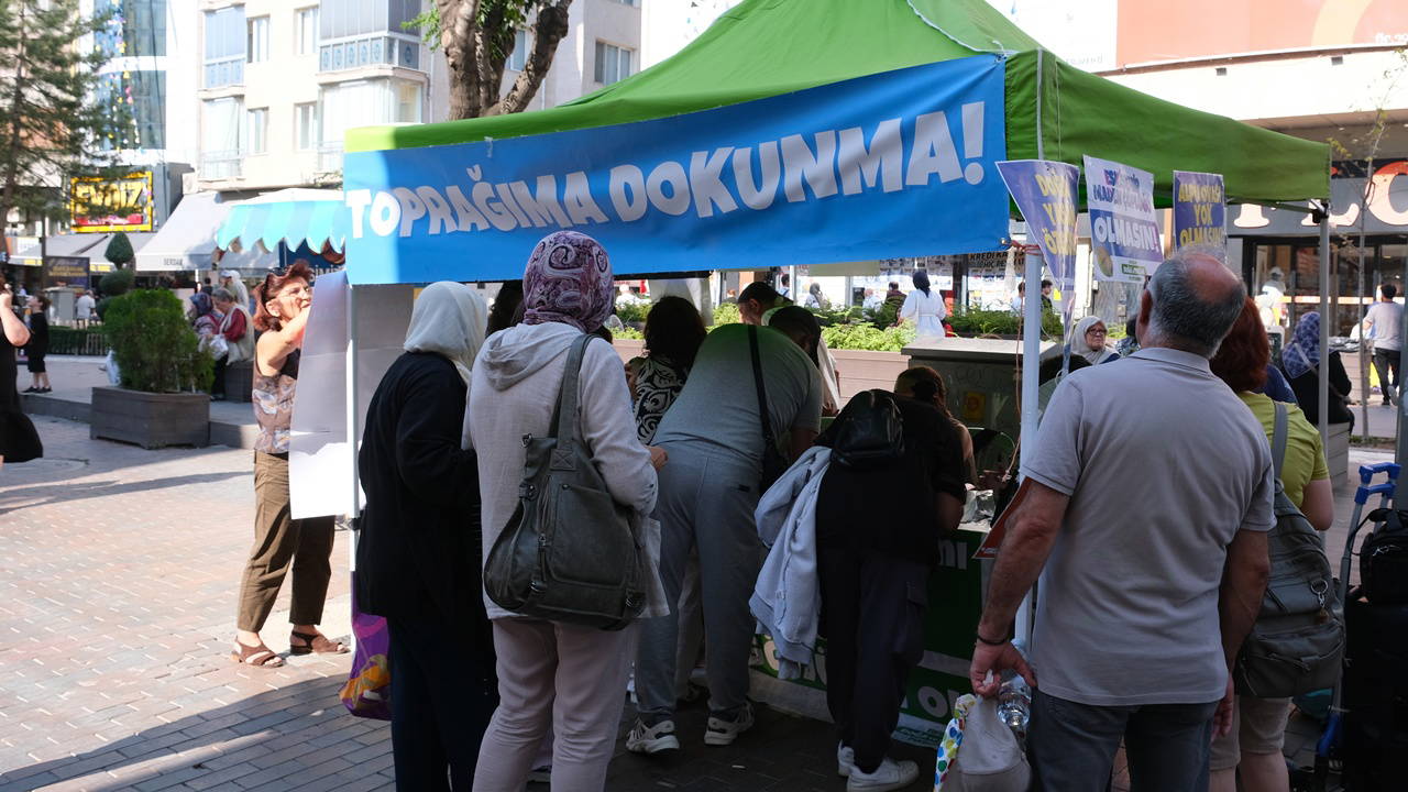 Alpu'da Altın Madenine Karşı İmza Kampanyası