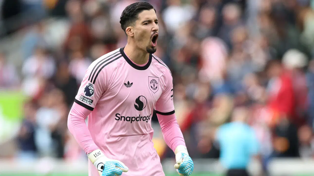 Altay Bayındır İspanya Yolunda: Celta Vigo İle Anlaşma Aşamasında