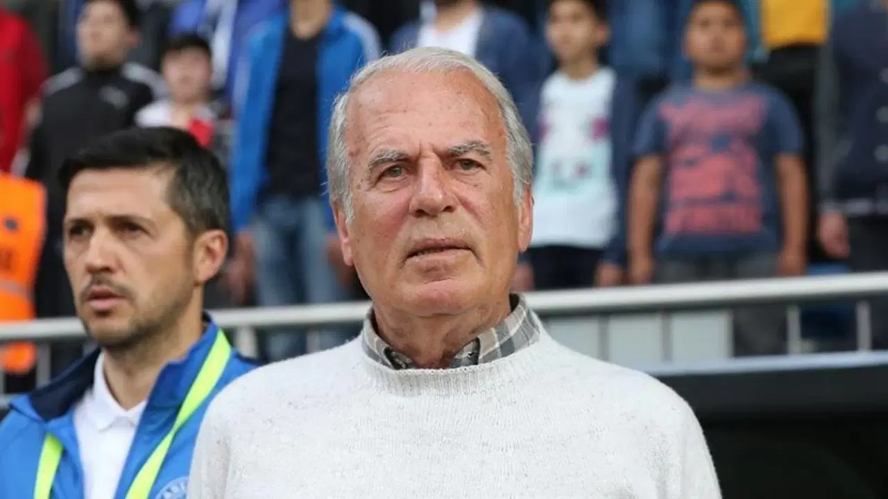 Altay taraftarları Mustafa Denizli'yi göreve çağırdı