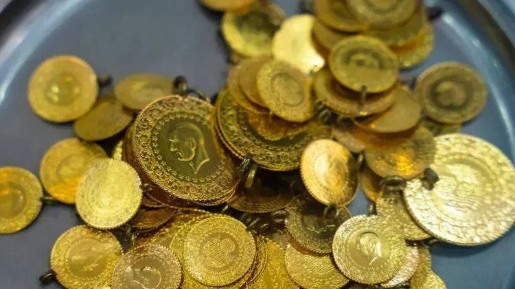 Altın fiyatları rekor kırmaya devam ediyor: Gram, çeyrek ve Cumhuriyet altını 25 Ağustos 2026 Salı güncel piyasa verileri