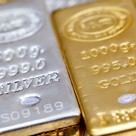 Altın ve gümüşte kayıp büyüdü: Gözler Fed'in kararında