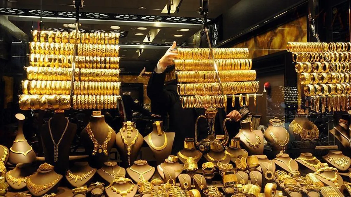 Altında son 18 yılın en büyük aylık kaybı: 4000 dolar seviyesi aşıldı