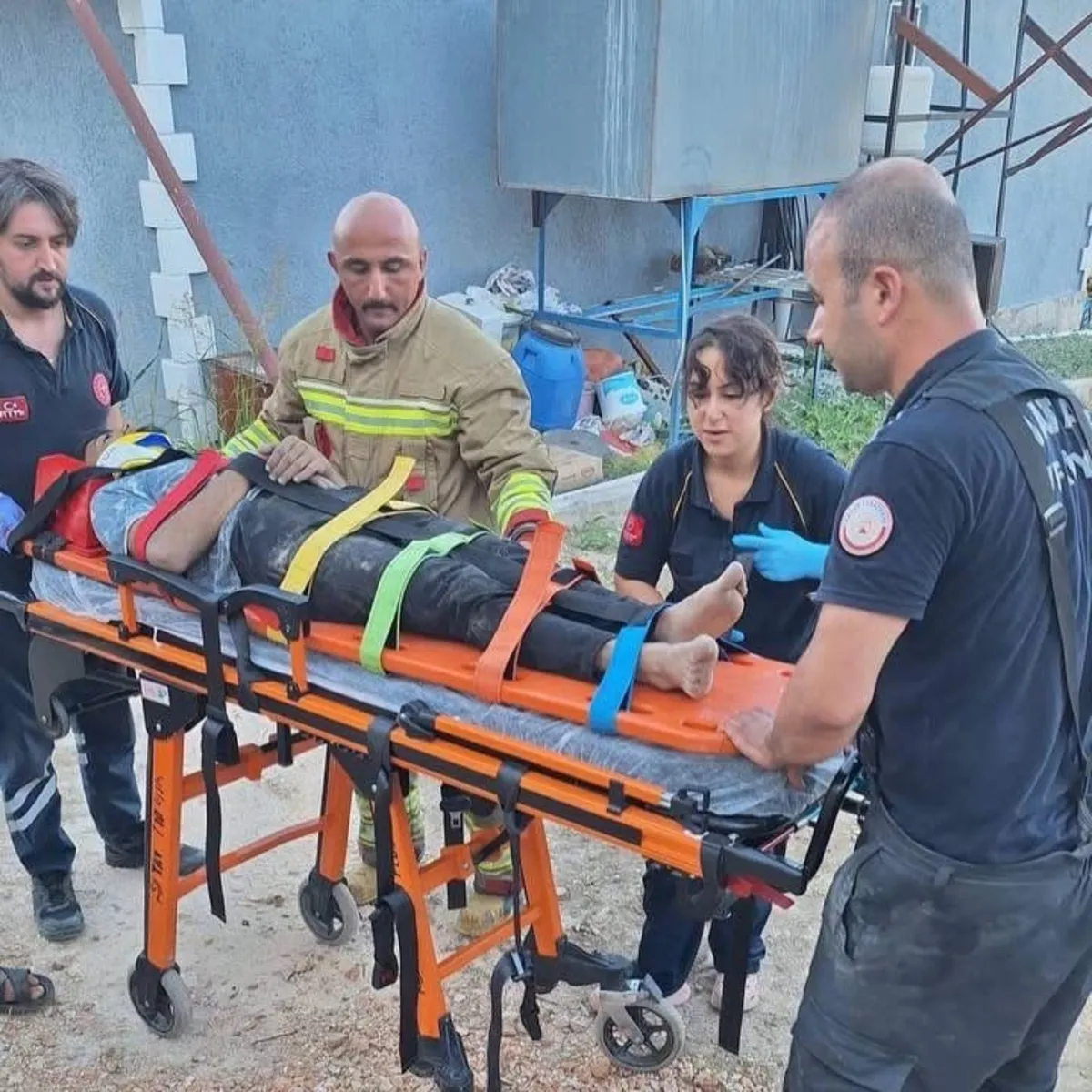 Altınözü'nde Traktör Kazası: 3 Yaralı