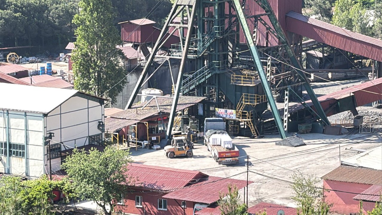 Amasra'da maden ocağındaki yangın 6 gündür söndürülemiyor
