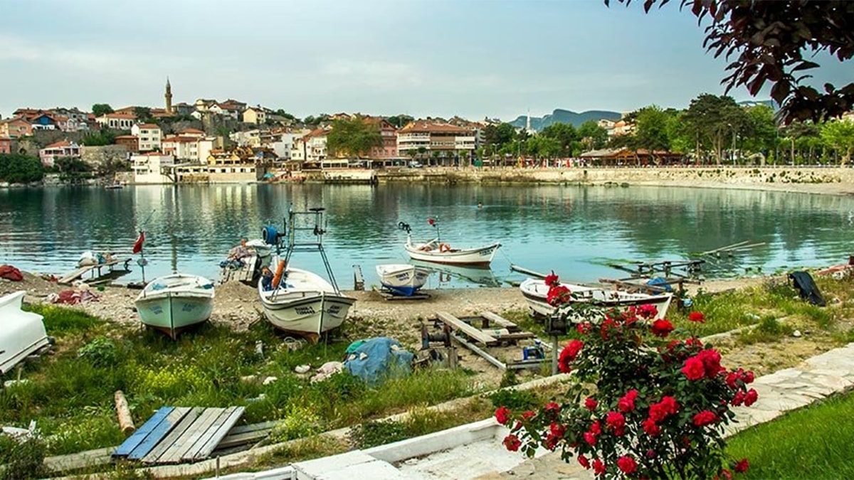 Amasra'daki taciz davasında 36 sanığa hapis cezası