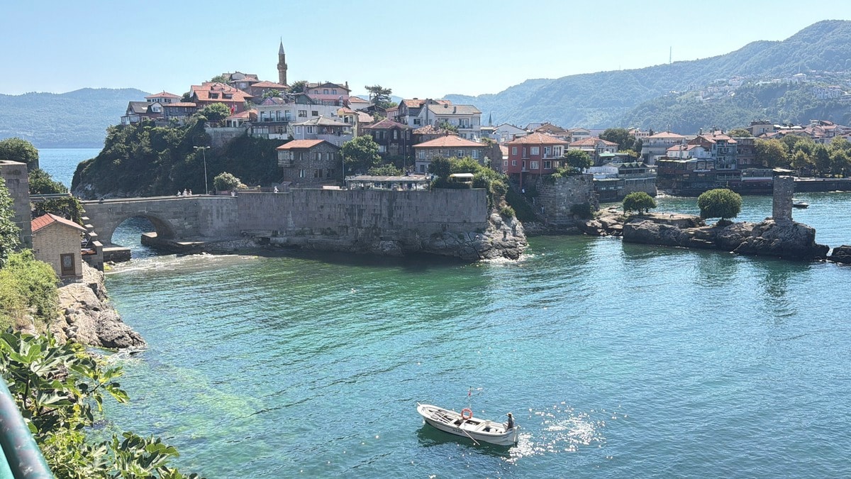 Amasra'da Turizm Rekoru: 8 Ayda 1 Milyon Ziyaretçi
