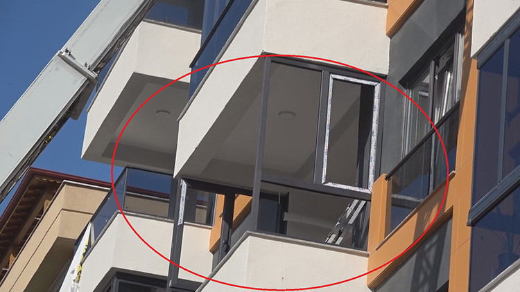 Amasya'da balkon faciası: 3 yaşındaki çocuk ağır yaralandı