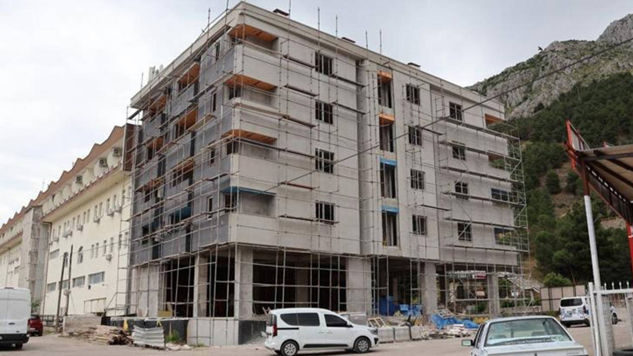 Amasya'da iş cinayeti: İşçi 4. kattan düşerek öldü