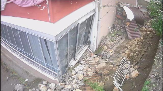 Amasya'da Sağanak Yağışların Ardından İstinat Duvarı Çöktü