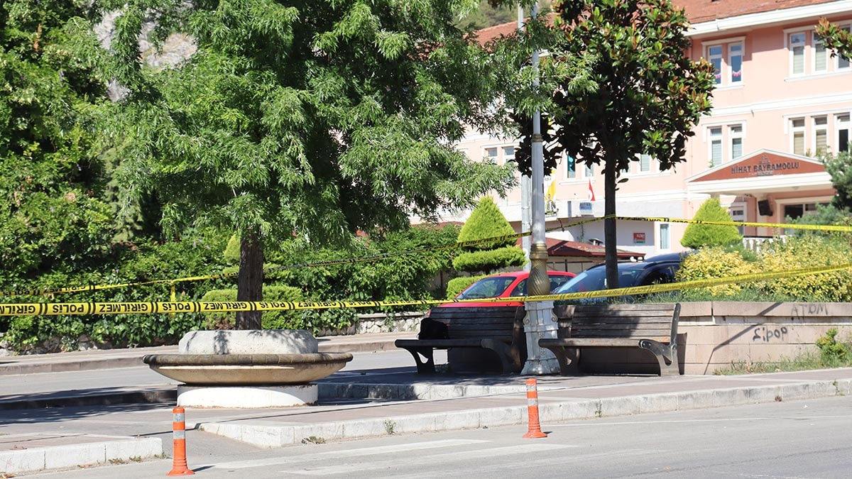 Amasya'da Şüpheli Çanta Paniği: Bomba İmha Ekipleri Müdahale Etti