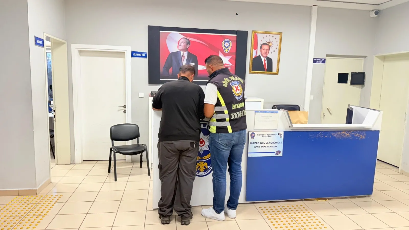 Ambulansa Dakikalarca Yol Vermedi: Trafik Magandasına Ceza Yağdı