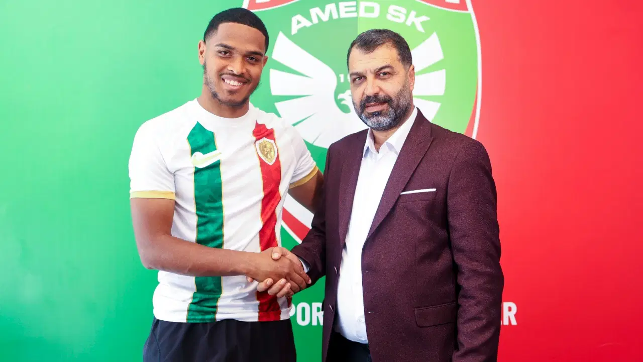 Amed Sportif Faaliyetler, Rayan Raveloson'u Transfer Etti