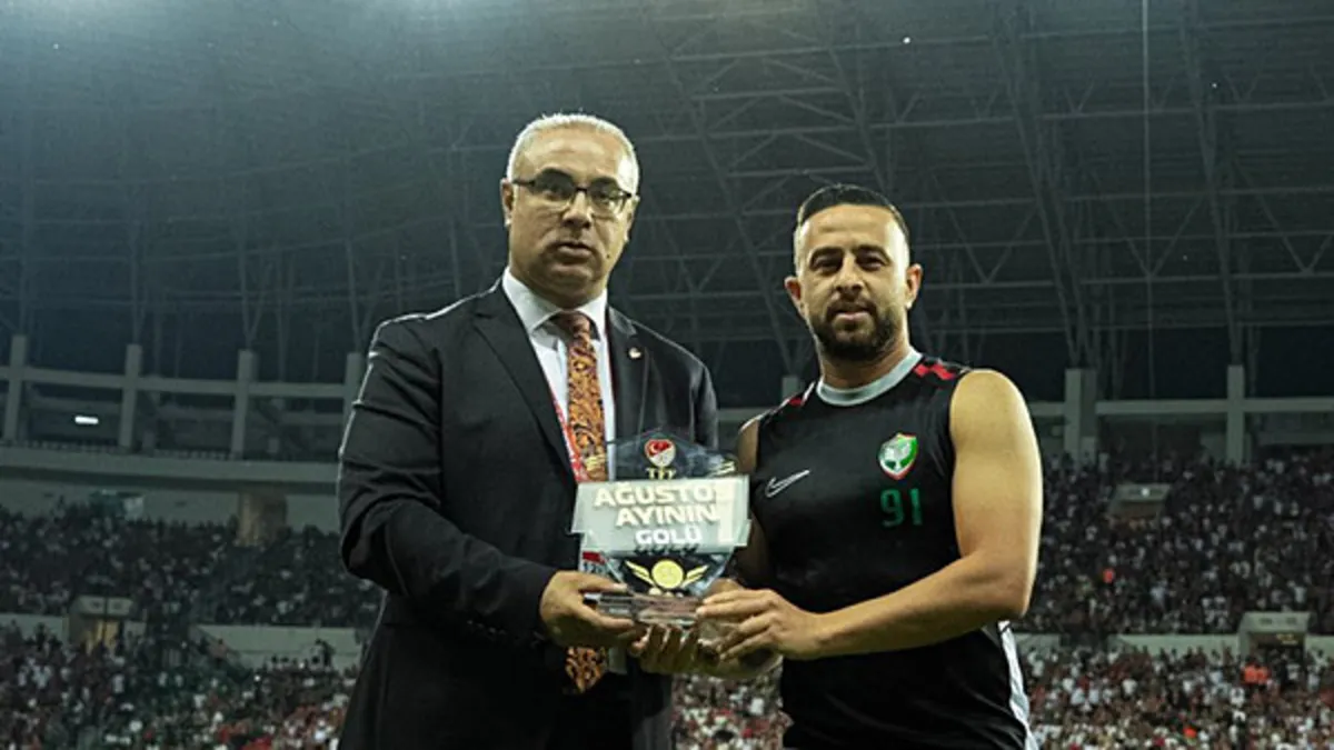 Amed Sportif'te Dia Saba'ya 'Ayın Golü' Ödülü