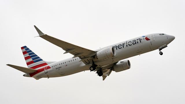 American Airlines Teknik Sorun Nedeniyle Uçak Seferlerini Geçici Olarak Durdurdu