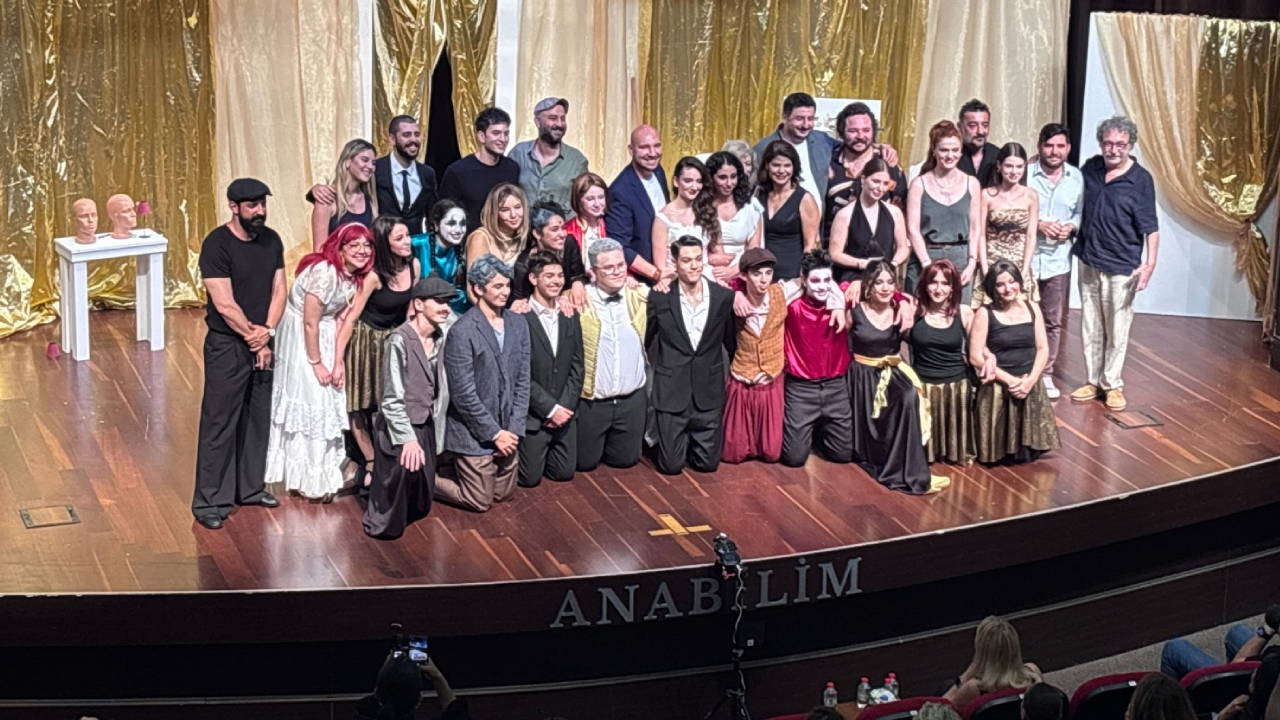 Anabilim’den kültür sanat şöleniyle yıl sonu finali