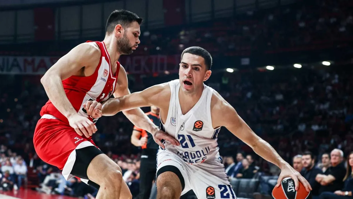 Anadolu Efes, Cole Swider ile Yollarını Ayırdı