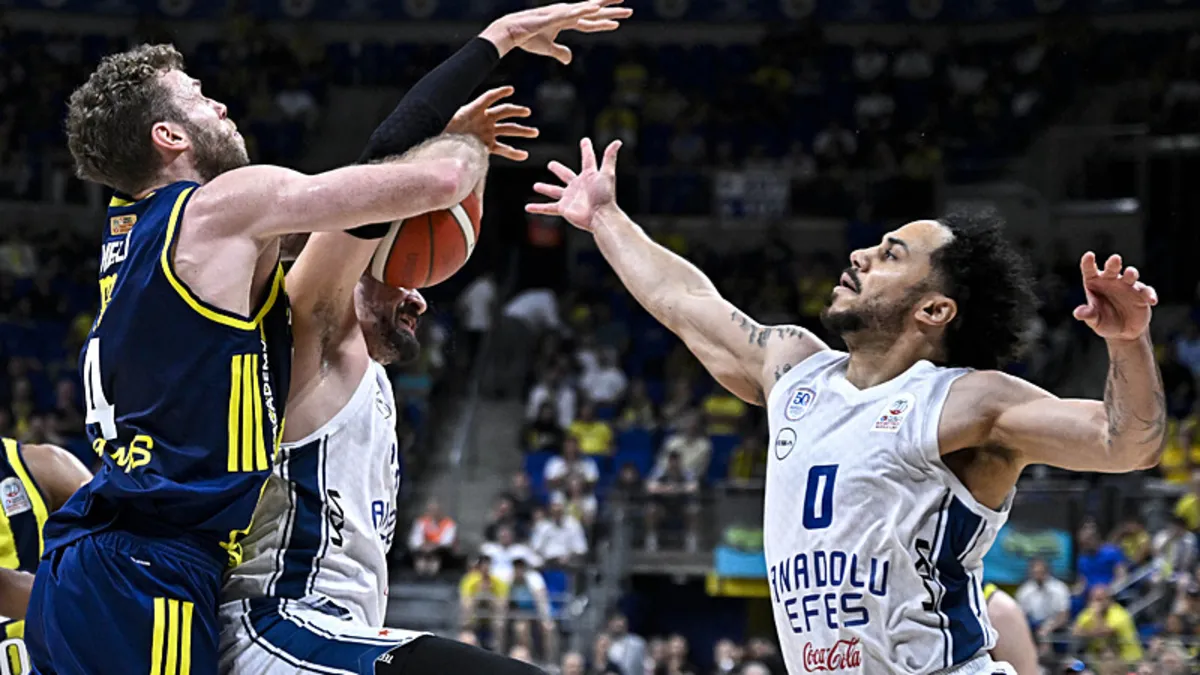 Anadolu Efes, Fenerbahçe Beko'yu Konuk Edecek