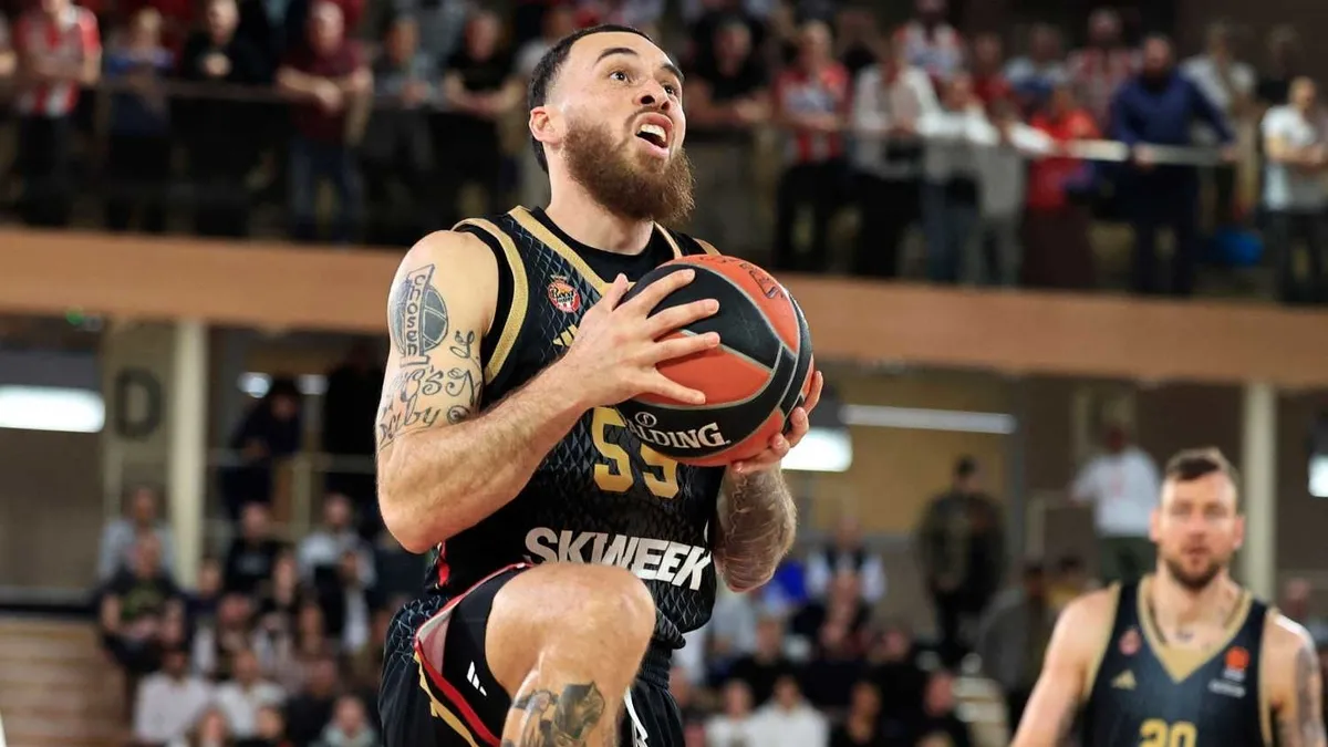 Anadolu Efes, EuroLeague MVP'si Mike James'i Kadrosuna Kattı
