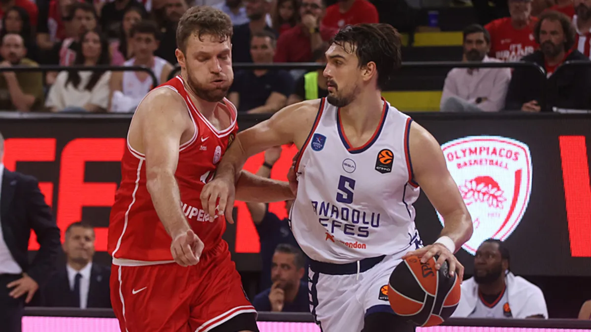 Anadolu Efes, Olimpiakos Deplasmanında 89-66 Mağlup Oldu