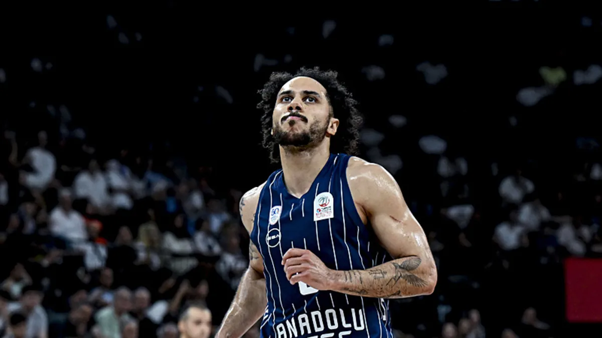 Anadolu Efes'te Larkin dönemi sona erdi