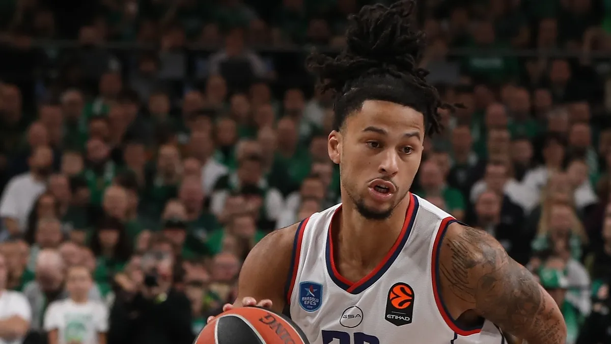 Anadolu Efes, Zalgiris deplasmanında galip