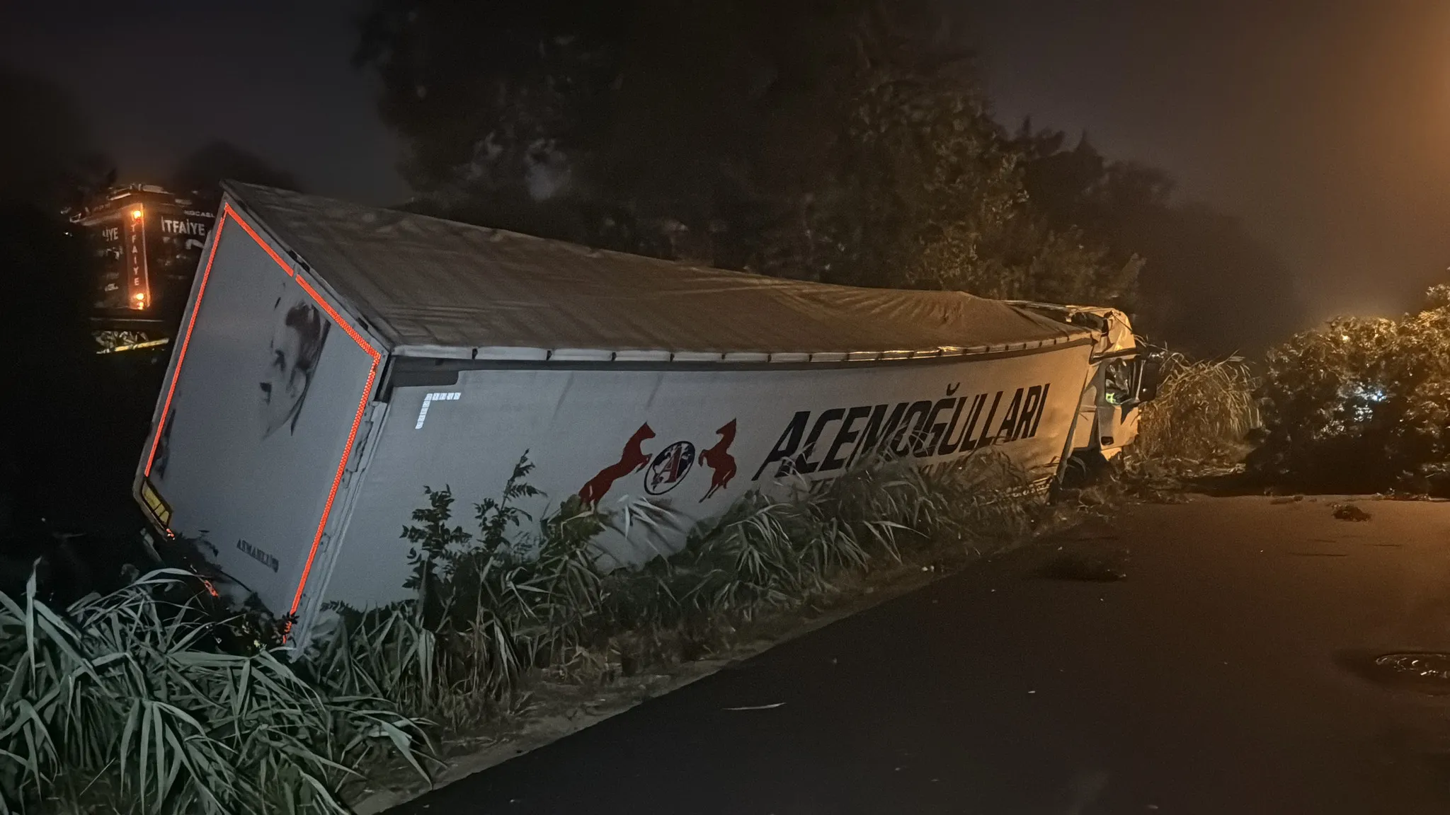 Anadolu Otoyolu'nda zincirleme kaza: 7 yaşındaki çocuk öldü