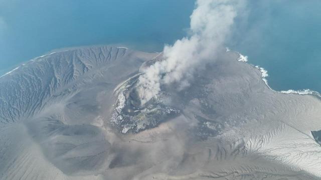 Anak Krakatau Patlaması Sonrası Cakarta'da Uçuşlar İptal