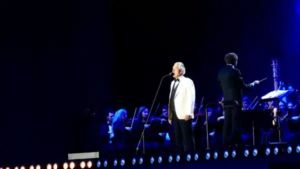 Andrea Bocelli İstanbul'da Unutulmaz Bir Konsere İmza Attı