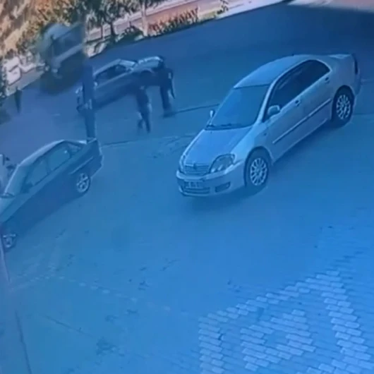 Ankara'da Beton Mikseri Faciası: 5 Yaralı, Kaza Kamerada