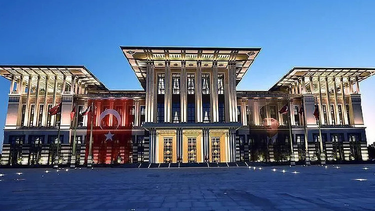 Cumhurbaşkanlığı Külliyesi üzerinde Türk Yıldızları gösteri uçuşu yapacak