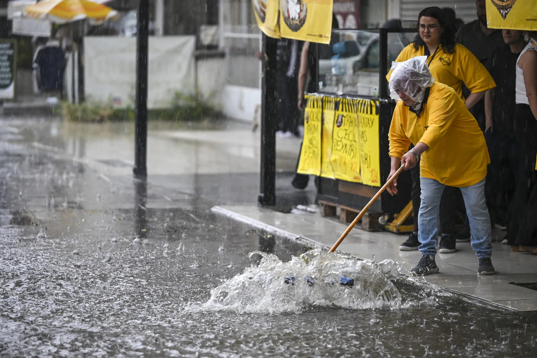 Ankara'da dolu yağışı felç etti: Kahramankazan'da 30 santimetre
