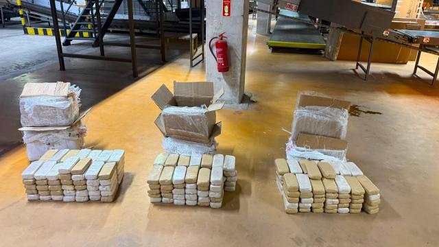 Ankara'da Kargo Paketlerinde 109 kg Uyuşturucu Ele Geçirildi
