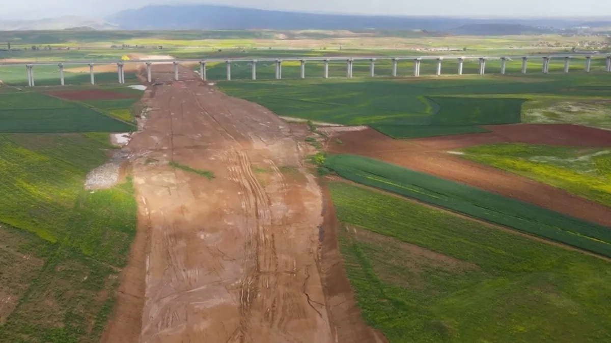 Ankara-Kırıkkale arası 43 dakikaya düşecek: Projede yarıya gelindi