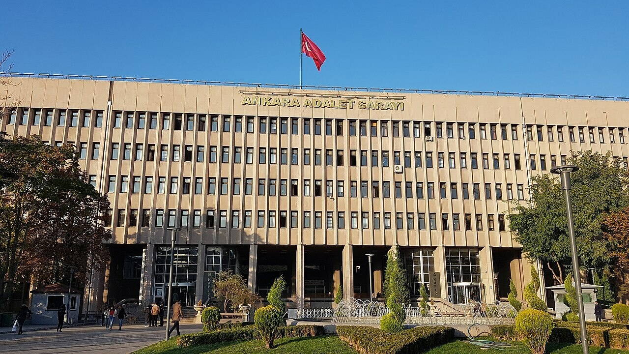 Ankara merkezli 20 ilde yasa dışı bahis operasyonu: 82 şüpheli gözaltında