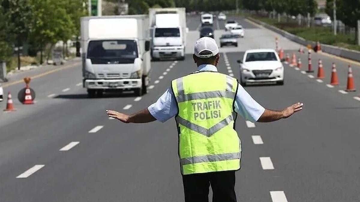 Ankara'da Nazım Hikmet Kongre Merkezi çevresinde trafik kapatma
